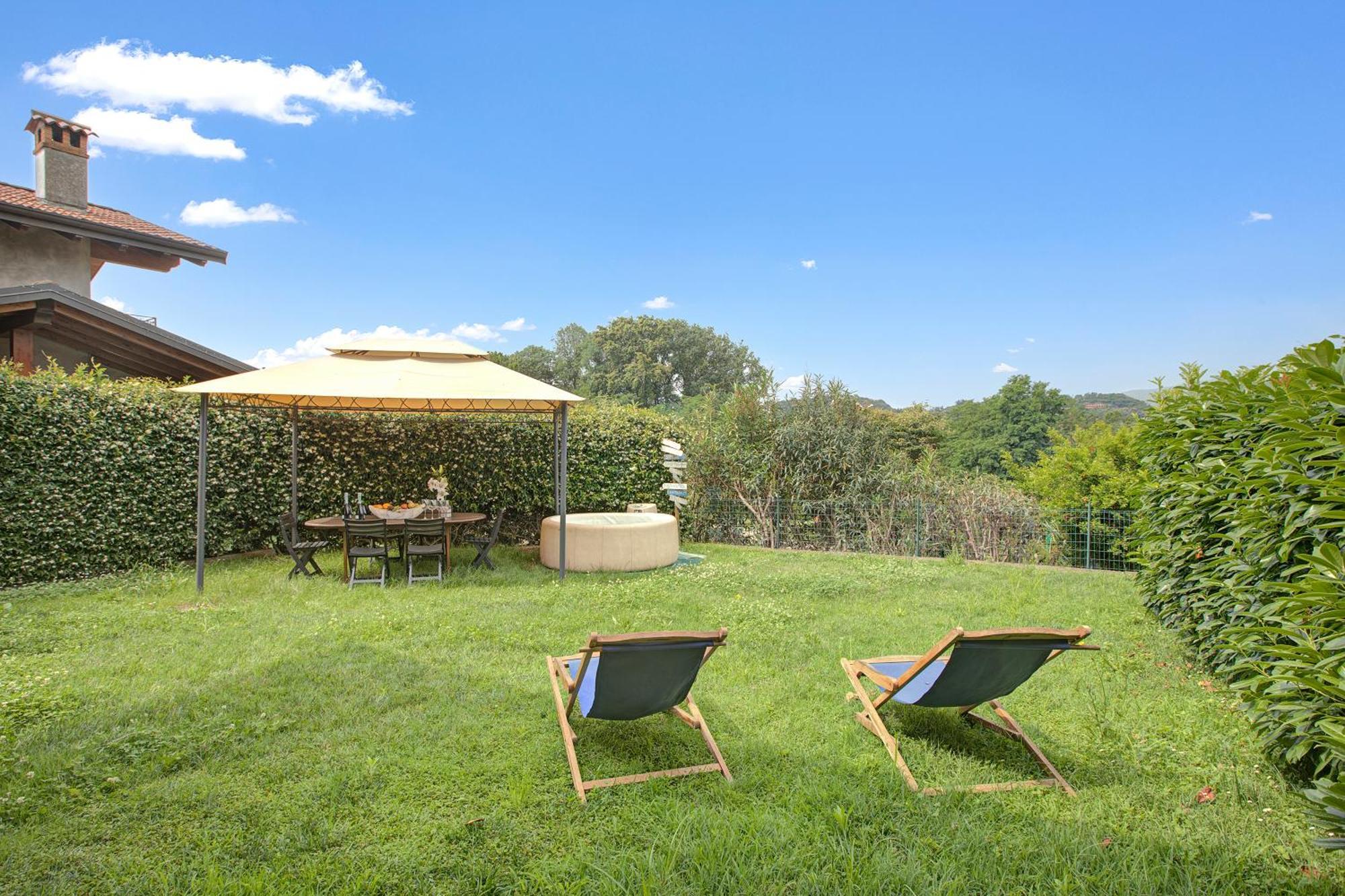 La Luna Nel Lago Lake View Garden - Happy Rentals Ispra Bagian luar foto